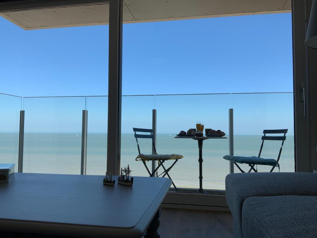 Genieten Van De Vlaamse Kust Met Prachtig Zeezicht De Haan Exterior foto